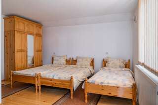 Гостевой дом Guest House Kehayovi Банско Трехместный номер эконом-класса-4